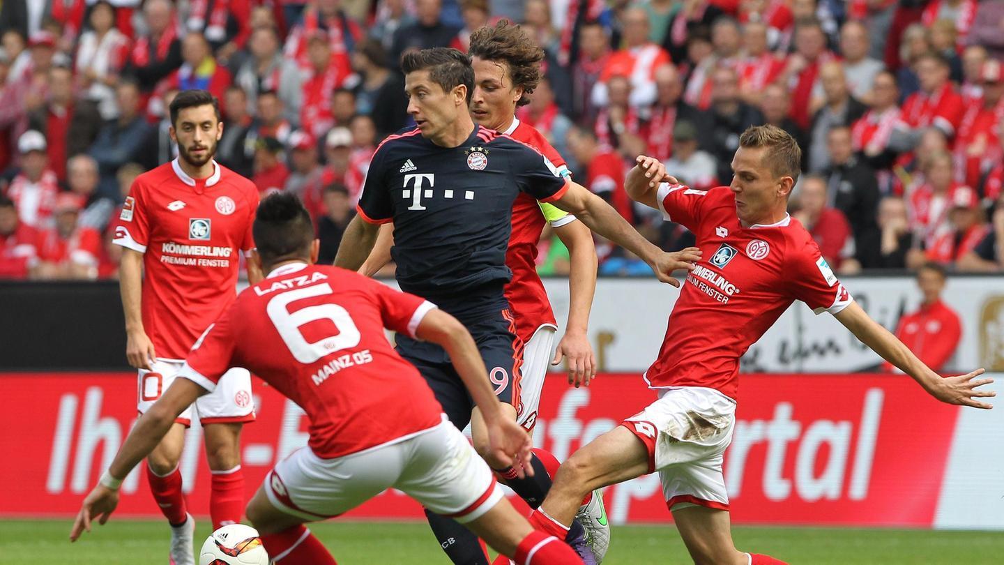 皇马国王杯大名单：82、阿诺德等9人缺席，姆巴佩在列（皇马公布国王杯名单：姆巴佩在列，82与阿诺德等共9人缺席）