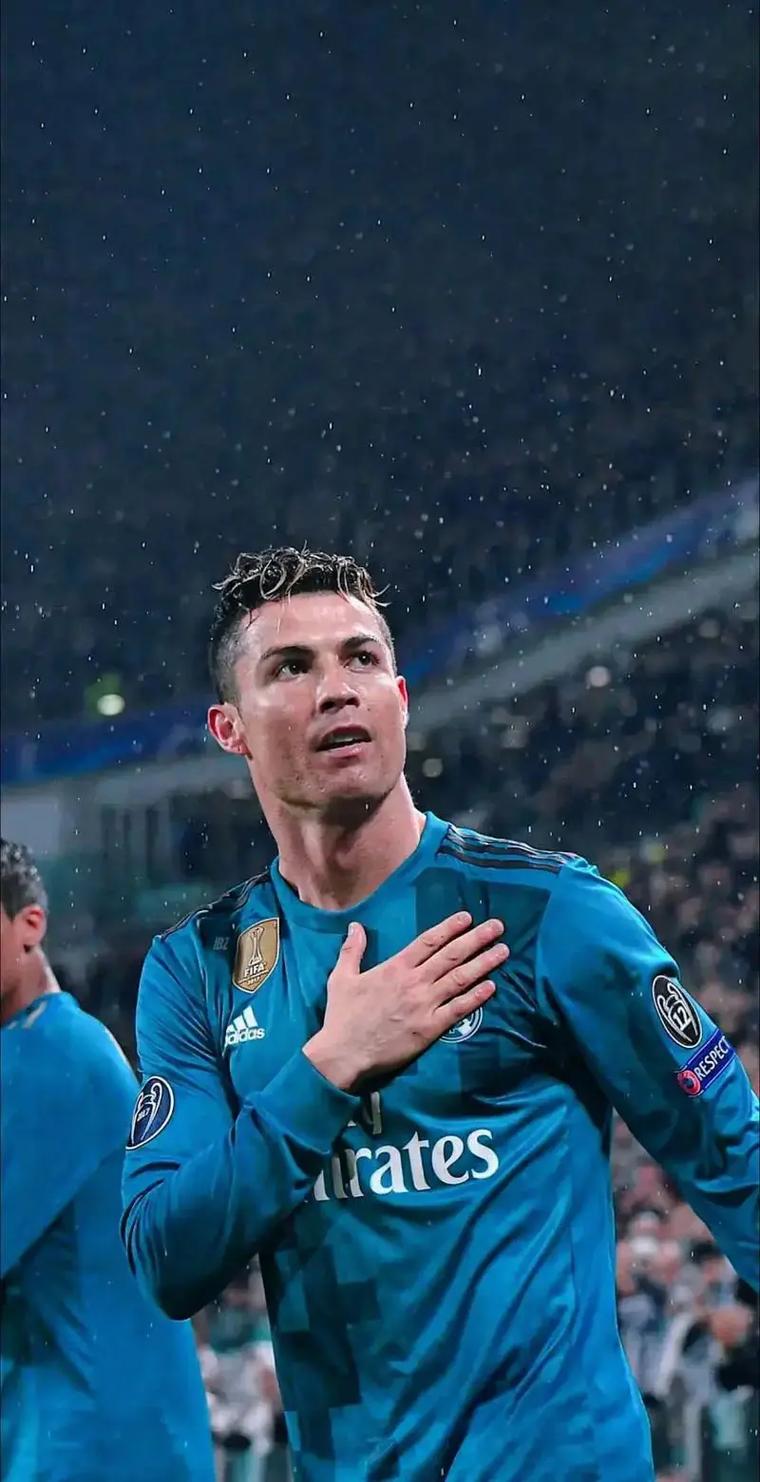 古利特＆亨利批巴萨高位压迫：为何执着于一个注定失败的战术？（古利特、亨利质疑巴萨高位逼抢：何以执迷于一套注定行不通的打法？）