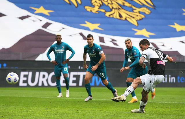 巴萨官方：欧冠对法鹰为高风险，将启动客队球迷安全管控预案（巴萨官宣：欧冠战法鹰被列高风险，将启动客队球迷安保预案）