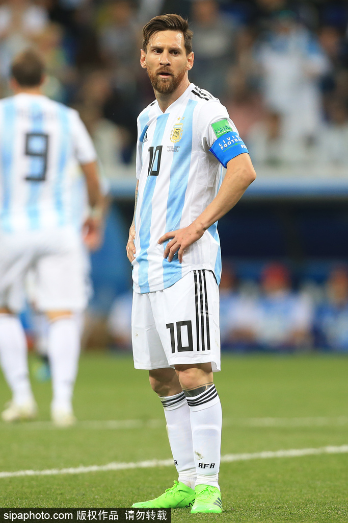 回顾诺坎普修缮历程：不断落空的承诺，迟到一年的回归（诺坎普改造回望：承诺屡失约，归期推迟一年）