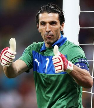 浙江队官方：赛后将为弗兰克举行告别仪式，请在赛后稍作等待（浙江队公告：比赛结束后为弗兰克举办告别仪式，敬请赛后留步）